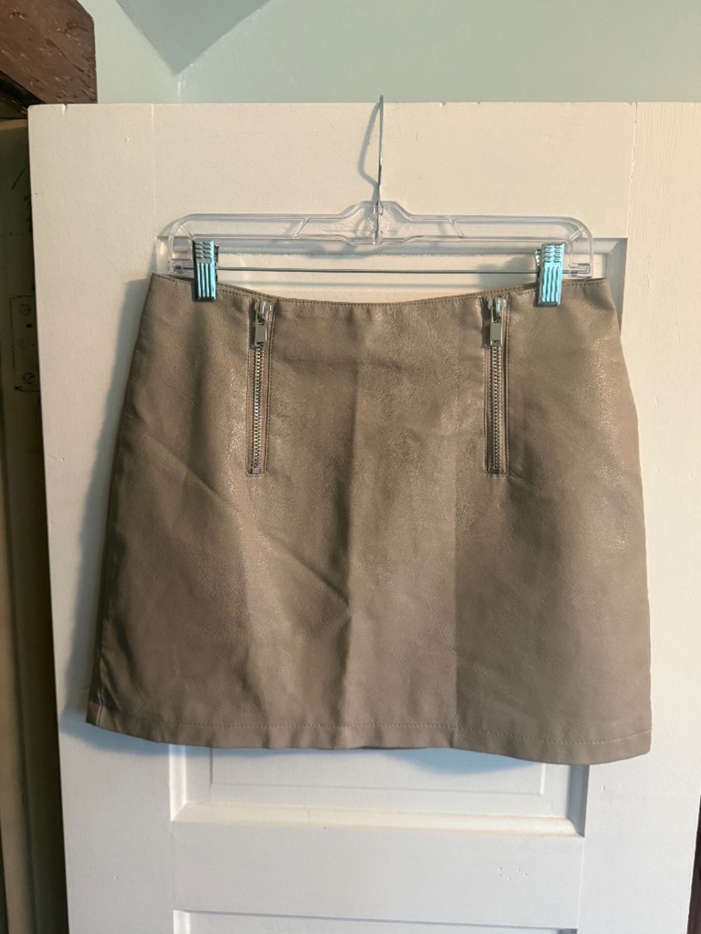 Forever 21 Taupe Faux Leather Zip Mini Skirt